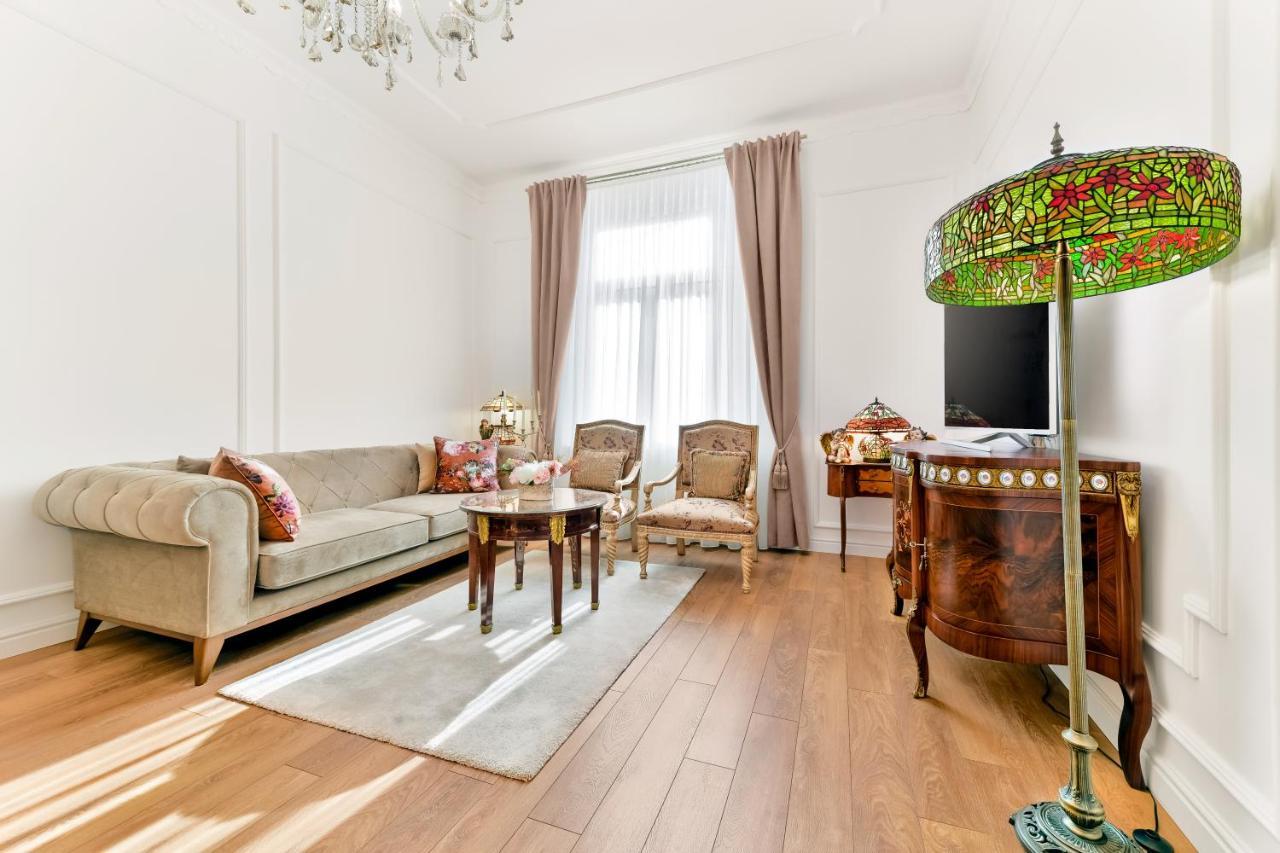Luxury Class Apartment - 1St Floor, Large Apartment, Downtown, Newly Renovated, Fast Wifi, 4X Air Conditioning Zagreb Eksteriør billede